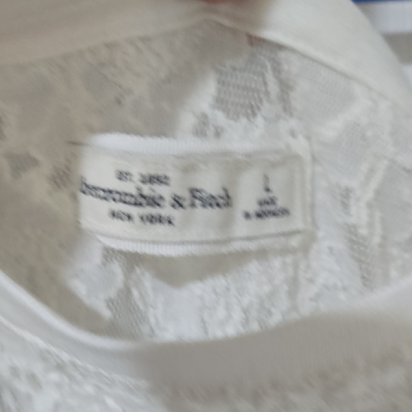 Abercrombie & Fitch Cream Lace Blouse - Picture 3 of 4